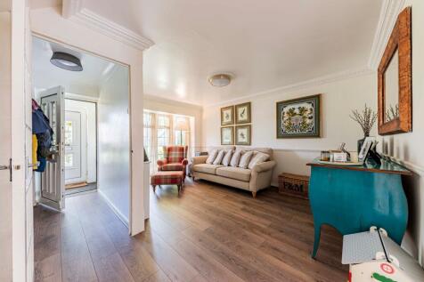 Living Room (3)