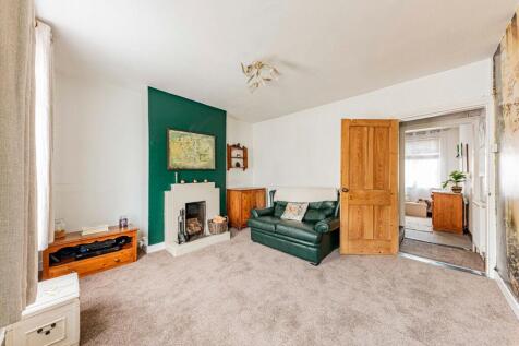 Living Room (1)