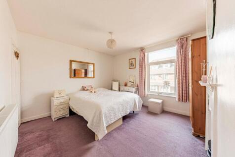 Bedroom One (2)