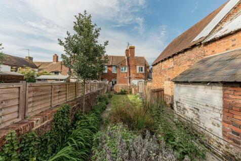 Rear Garden (2)