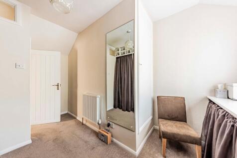 Bedroom Three (3)