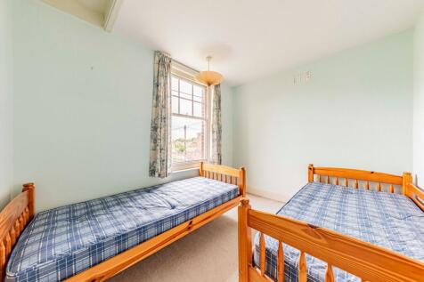 Bedroom Three (1)