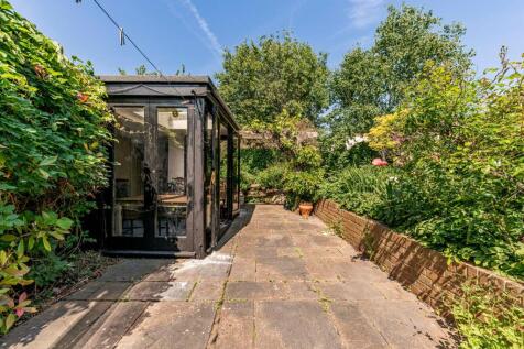 Garden Room Studio (1)