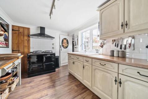 Kitchen (2)