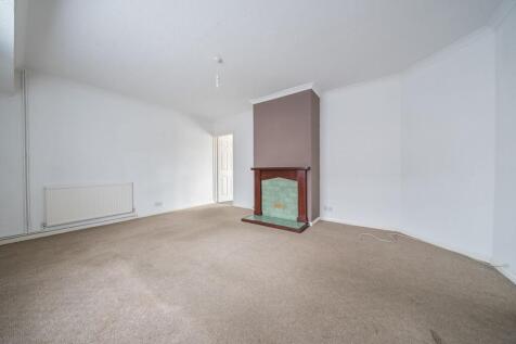 Living Room (2)