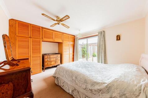Bedroom One (2)