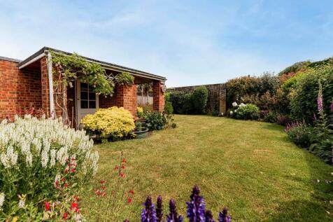 Rear Garden (1)