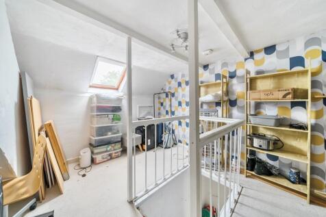 Loft Room (1)