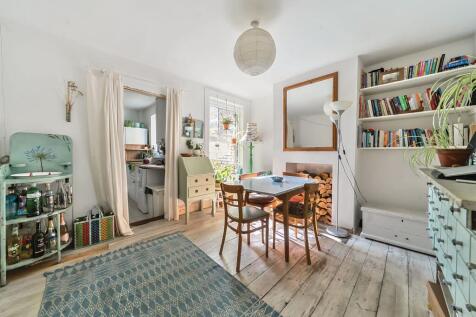 Dining Room (1)