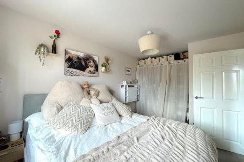 Bedroom Two (1)