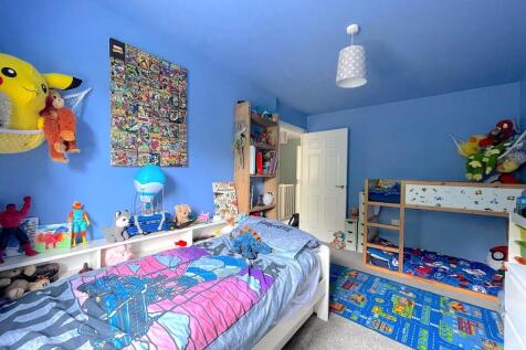Bedroom One (2)