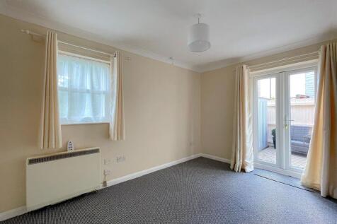 Bedroom (2)