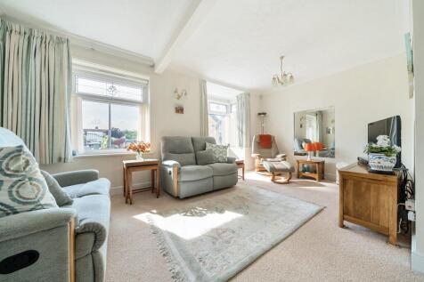 Living Room (1)
