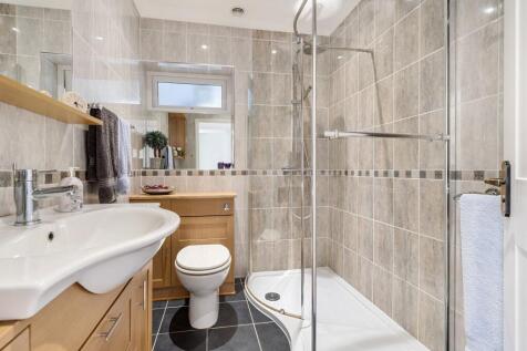 Shower Room (1)