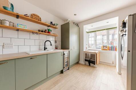 Kitchen (2)