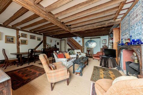 Living Room (5)