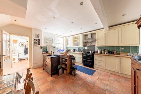 Kitchen (2)