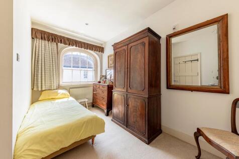 Bedroom Three (1)