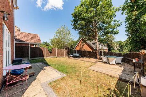 Rear Garden (3)