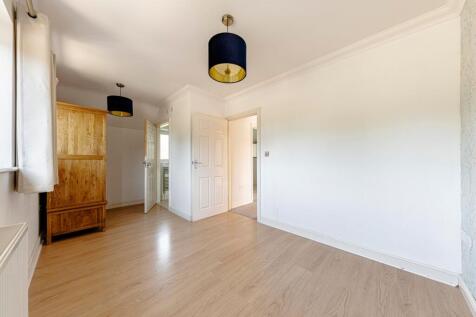 Bedroom One (2)