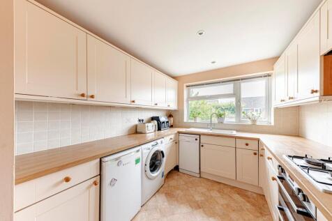 Kitchen (2)