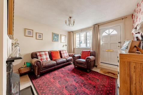 Living Room (2)