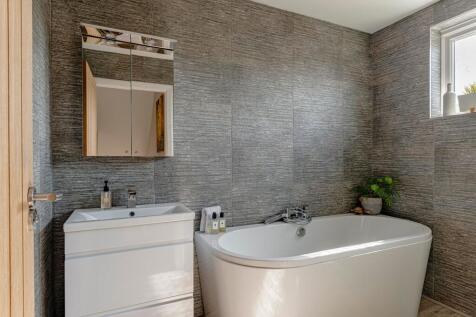 Bathroom (2)