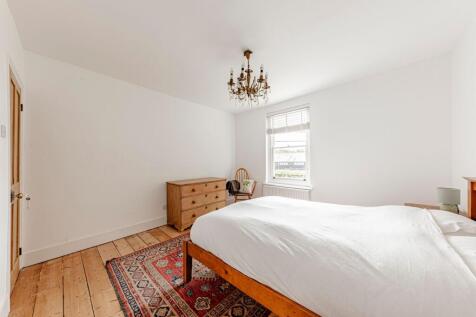 Bedroom One (3)