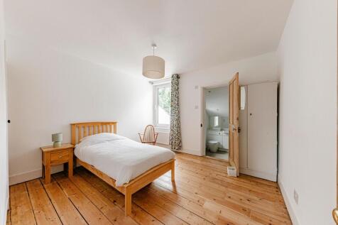 Bedroom One (2)