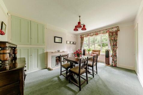 Dining Room (1)