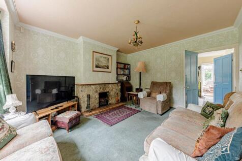 Living Room (1)