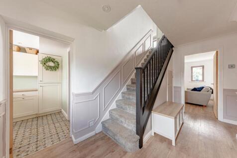 Entrance Hall (2)