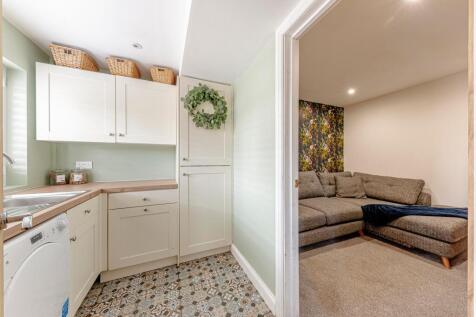 Garage/Utility (2)