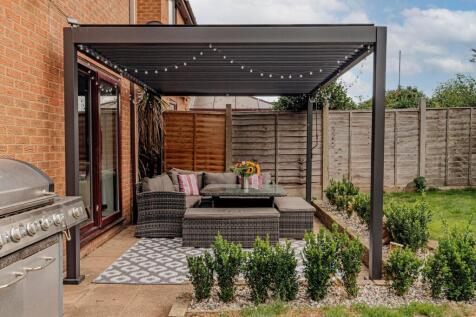Rear Garden (2)