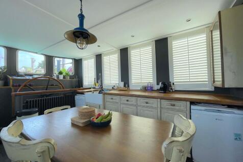 Kitchen (1)