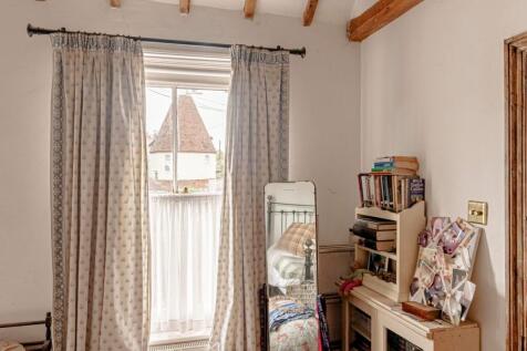 Living Room (5)
