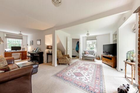 Living Room (1)