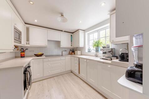 Kitchen (1)