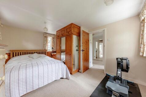 Bedroom One (2)