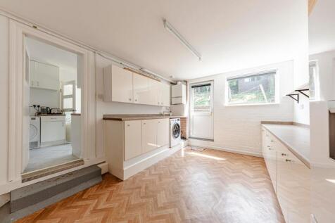 Utility Room (1)