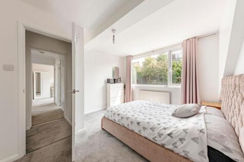 Bedroom Two (2)