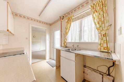 Kitchen (2)