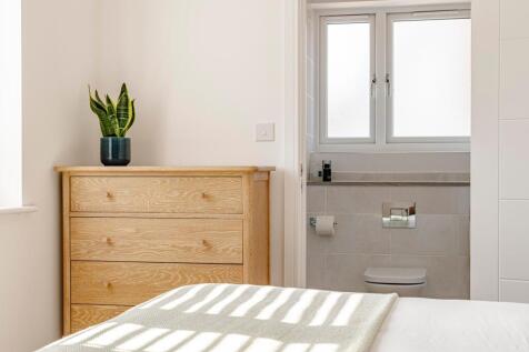 Bedroom One (3)