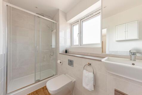 En-Suite (1)
