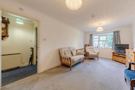 Living Room (3)