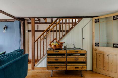 Living Room (3)
