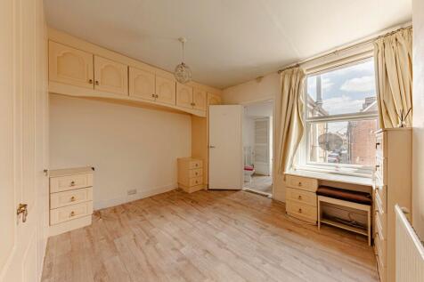 Bedroom Two (1)