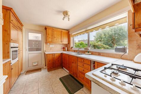 Kitchen (2)