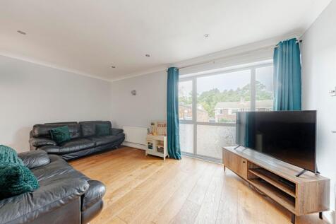 Living Room (1)