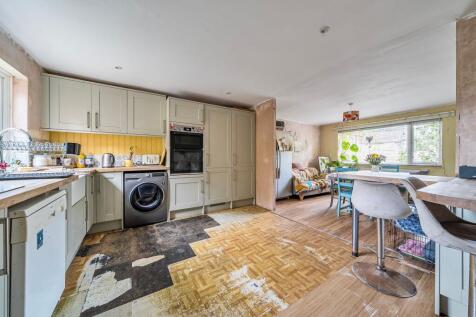 Kitchen (1)